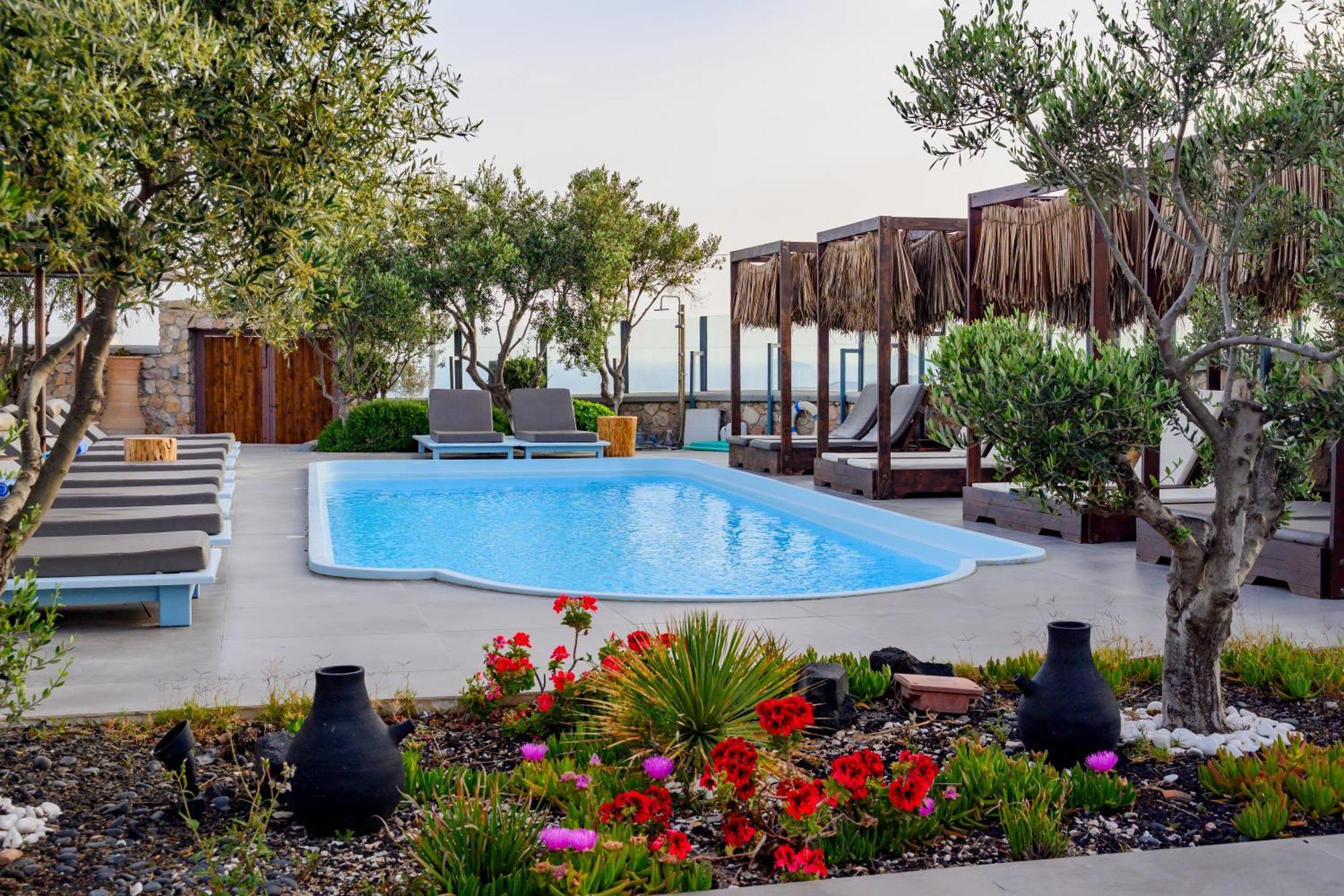 Impressive One Hotel Ormos Athinios Exterior foto